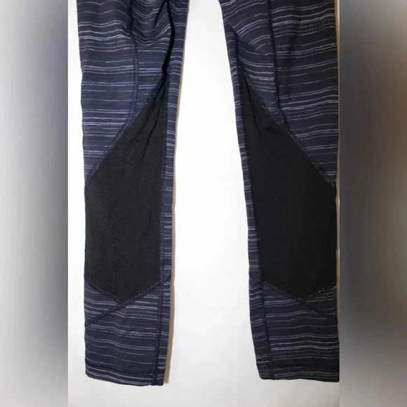 Women’s Lululemon Pace Rival Crop Leggings 22" Size 2 - Picture 10 of 12
